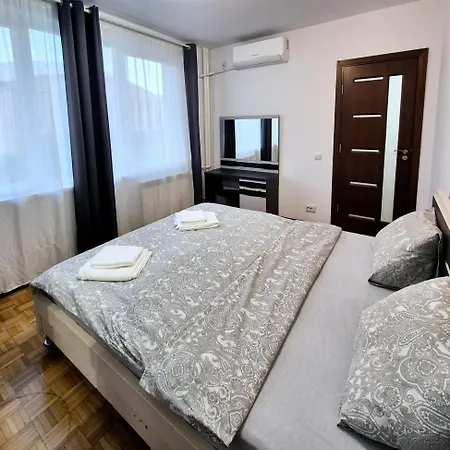 Urban Serenity - Comfy Flat With Concert Hall Views Апартаменты