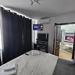 Urban Serenity: Comfy Flat W Concert Hall Views Appartamento *