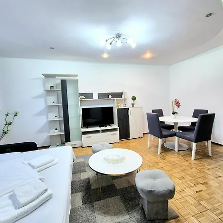 Comfy Flat W Concert Hall Views - Urban Serenity * Βουκουρέστι