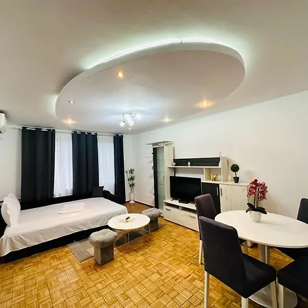 Urban Serenity - Comfy Flat With Concert Hall Views Bukarest